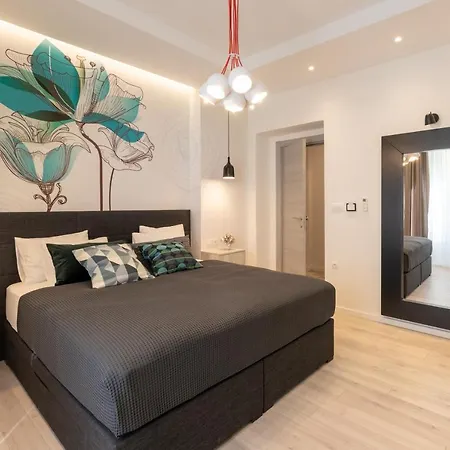 Sweet Dreams-old Town 4*